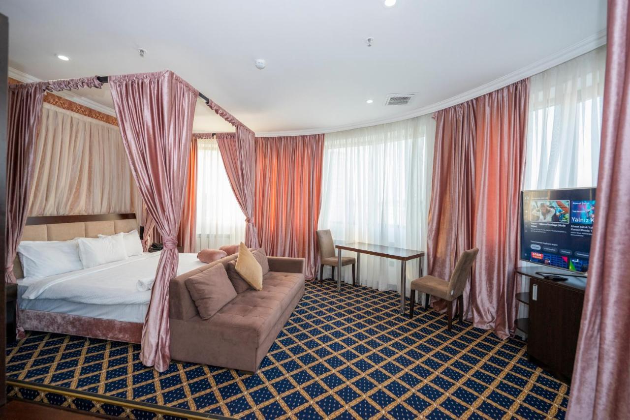 คอร์นิช โฮเต็ล บาคู Hotel บากู ภายนอก รูปภาพ